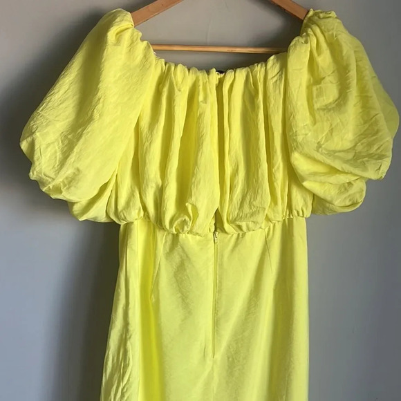 NEW ASOS DESIGN off the shoulder puff detail midi dress in lemon-Yellow - Picture 7 of 13